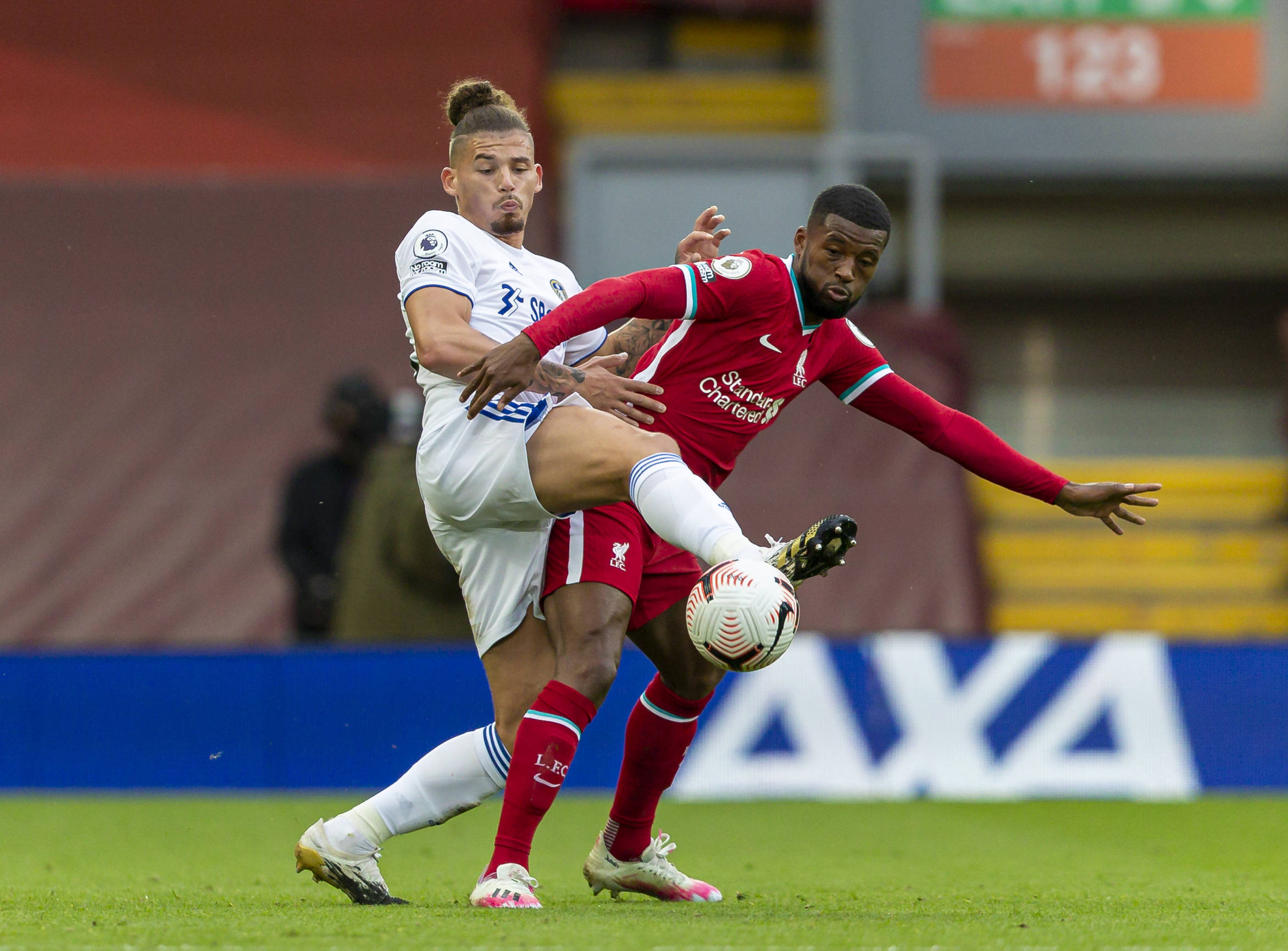 这一消息震 这一消息震